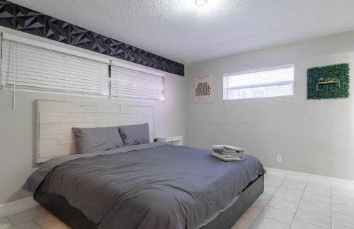 Cruise Haven with Pool, 15 Min to Port Canav & Beach - Foto 59