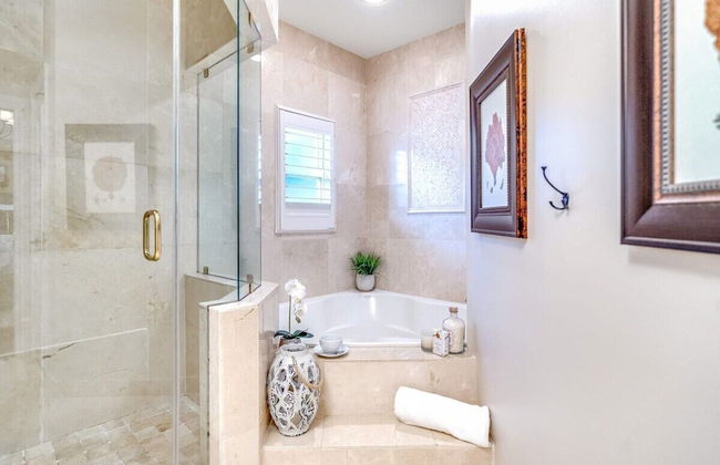 5 Bedroom Luxury Home, Minutes to Las Olas, Shops & Beach - Foto 16