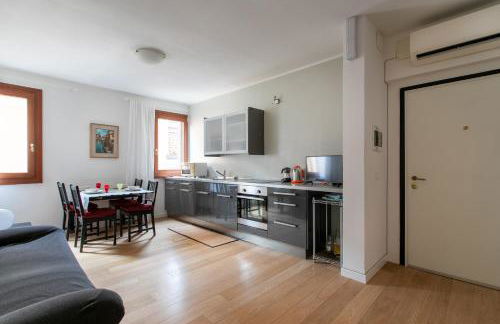 Venice Lance with Lift, 2 minutes walk from the train station - Foto 1