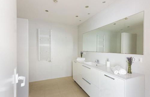 Villa Sitges Bianca Amaizing View Design 10 min walk from beaches - Foto 38