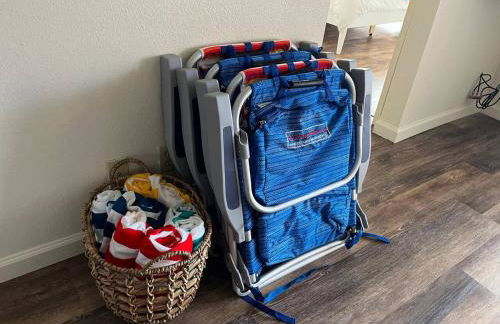 Central and Bright 2 BR, 2 BA, Pool and Oceanview - Foto 22