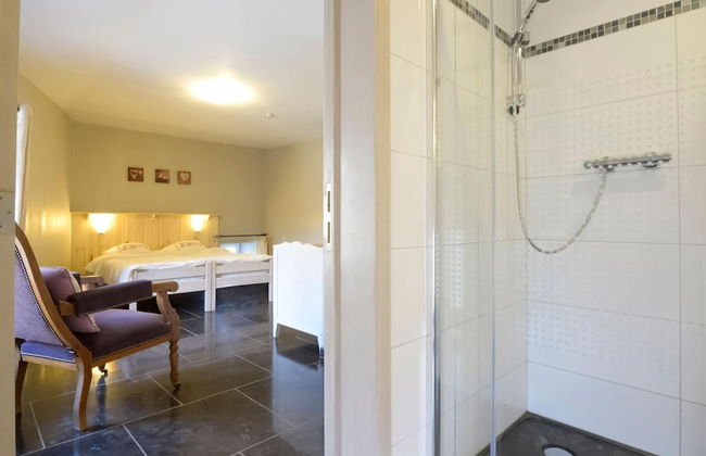 Magnificent Holiday Home in Manhay With Fenced Garden - Photo 26