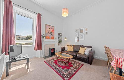 Cosy 1 Bedroom Apartment next to Fountain Park - Edinburgh - Photo 3