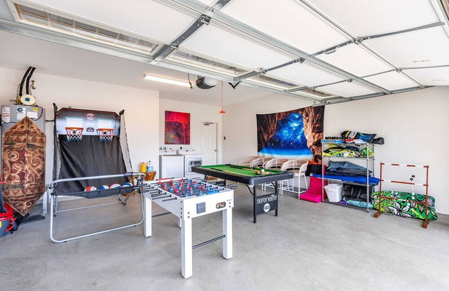 Makaha Villa by Avantstay Mountain + Ocean Views - Photo 9