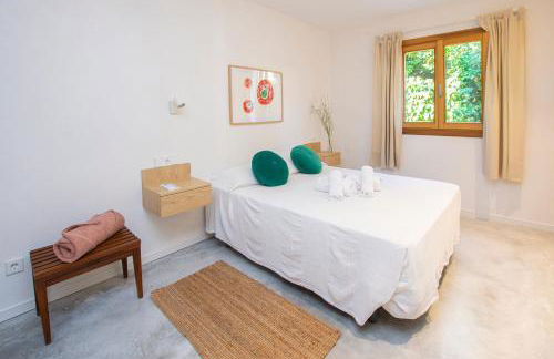 Villa with pool near the beach in Cala San Vicente by Renthousing - Photo 17