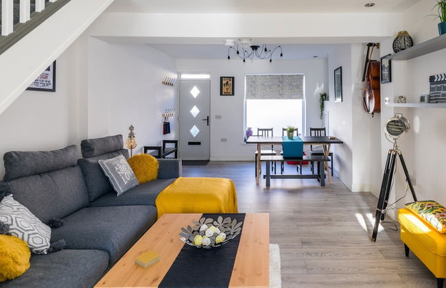 The Hollywood Beautiful 3 Bedroom House - Foto 22