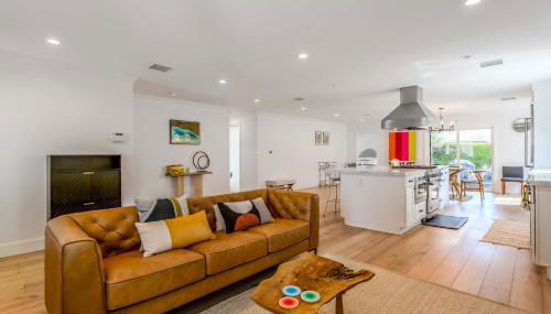 Spacious 4BR Games Workspace Outdoor Fun - Foto 2