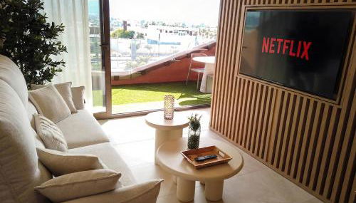 Luxury UCAM Executive , Terrace , High Speed WiFi - Foto 3