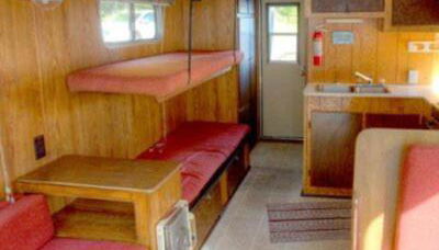 Stylish House Boat - Adventure Basecamp - Sleeps 5 - Wi-Fi HB07 - Foto 4