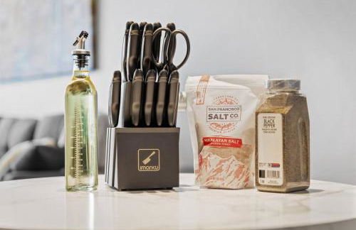 MDRN Escape with Natural Light Wi-Fi Gym Parking - Foto 11