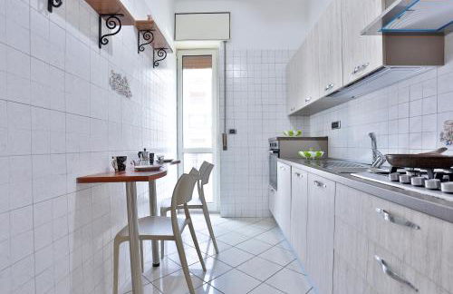 GuestHost - D&G House - Apartment with balcony - Photo 13