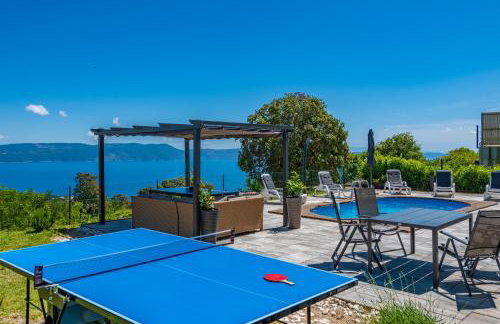 Villa Welcome Home, a spacious and modern villa with a sea view - Foto 3