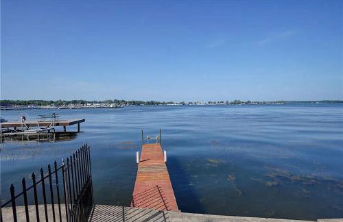 Cute Cottage Overlooking Sodus Bay- Direct Water Access - Foto 6
