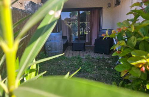 logement avec cuisine et jardinet proche lac - Foto 8