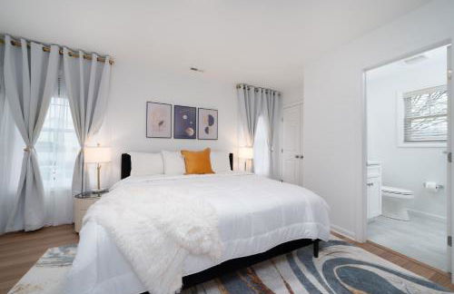 Upscale 4BR Retreat at the Reservoir! - Foto 18