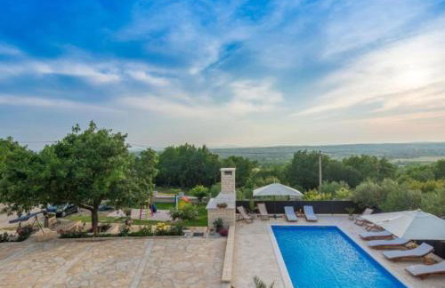 Six Bedroom Holiday House With Pool - Foto 39