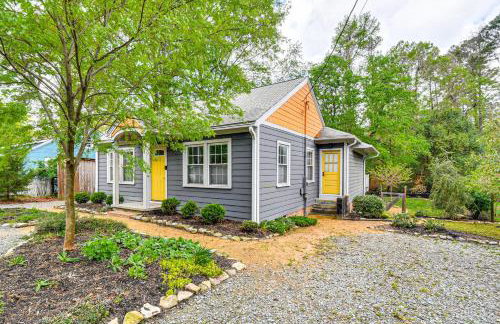 Renovated Carrboro House with Deck and Fire Pit! - Foto 34