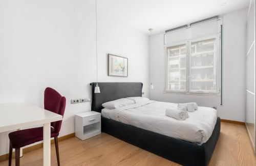 For couples, families and groups, Barcelona center - Photo 7