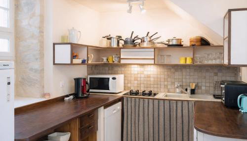 La Familiale, Aile du Château de Busqueilles à Autoire, 3 chambres, 3 SDB, vue parc & calme - Photo 4, stove, dishwasher, toaster