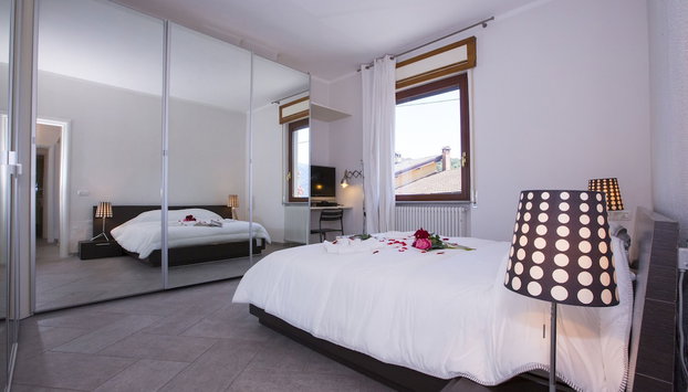 Vista su Perledo - Foto 2, Habitación