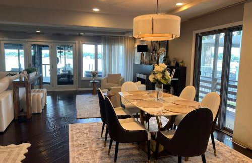 Eagle Lake Paradise! Close to ND! Sunset! Hot Tub! - Foto 51