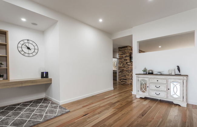 Luxe Home by the BnB Collection - Photo 9