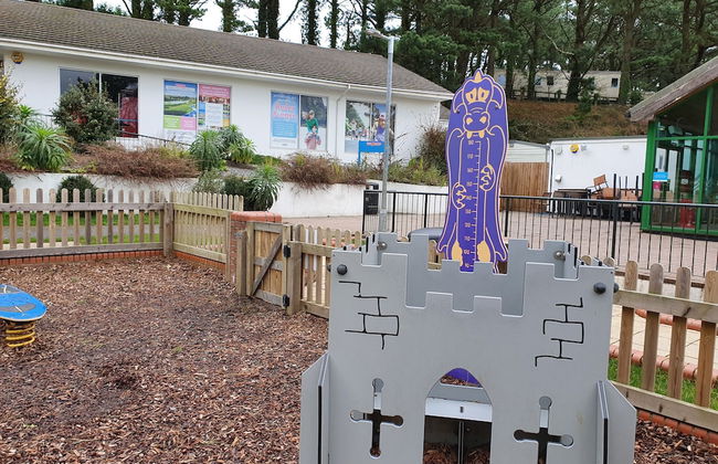 3 Bedroom Caravan, Sleeps 8, at Parkdean Newquay Holiday Park - Foto 27