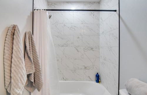 Walkable Townhome in the Heart of Central City! - Foto 22