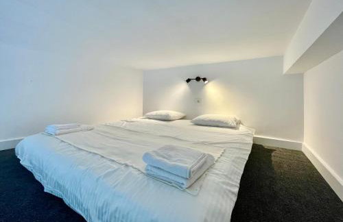 Villa Loqua, Seaview & Private Pool - Photo 24