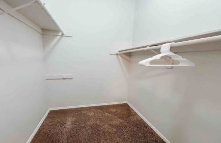 Spacious Family Value Retreat with Pool & Garage - Foto 14