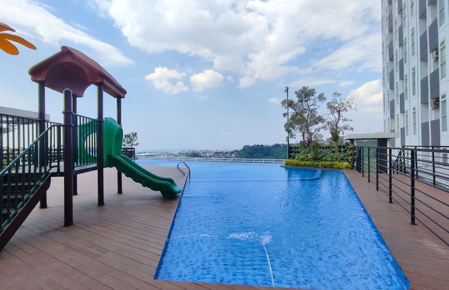 Comfortable And Modern 1Br Without Living Room At Amartha View Apartment - Foto 15