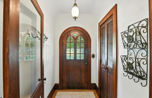 Charming Manville Heights Cottage Retreat home - Foto 6