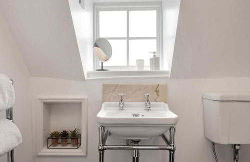 Beautiful period property in historic town - Foto 9