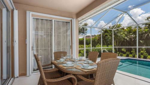 Blue Bayou Oasis Luxury Pool home and Sunshine - Foto 3