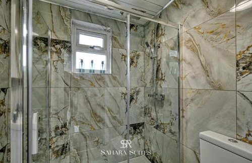 Spacious 5-Bedroom Home - Sleeps 10 - Manchester - Parking - Foto 25