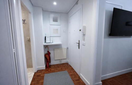 Piso luminoso, amplio y tranquilo en Casco Viejo - Foto 6