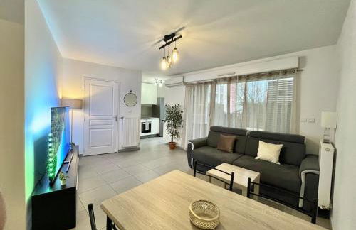 T2 cosy avec parking - Goupama Stadium LDLC Arena - Foto 1