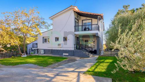 Makri Lux House 4 BDR - Foto 3, Garden, Garden view