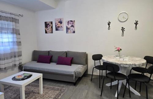 Tiny House Ciciban - self check in and check out - Foto 12