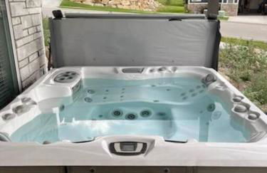 Midway to Heaven! BRAND NEW 5 bed 4.5 bath, HOTTUB - Photo 57