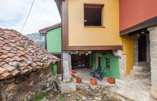 Holiday Home Berghütte mit Terrasse- Kamin und Jacuzzi by Interhome - Foto 40