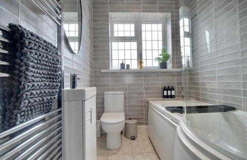 Clover lodge Portsmouth luxury home with off road free parking - Photo 8