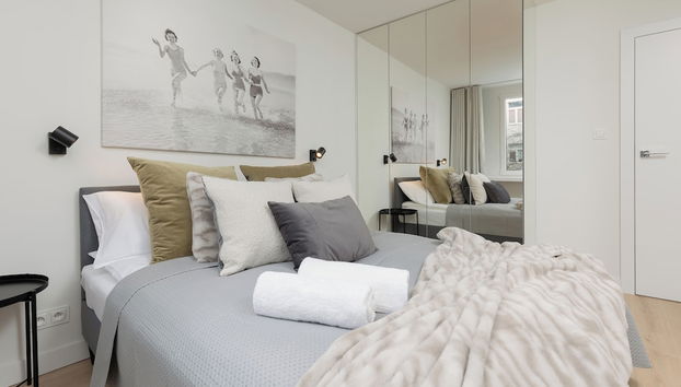 Nowogrodzka Apartment by Renters - Foto 4, Habitación