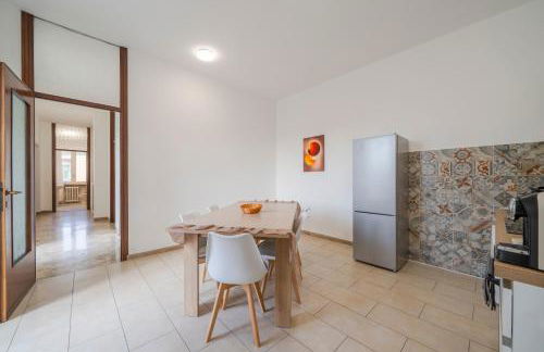 Milano Malpensa 5' - FreePark, Wifi, AC - 3 Suite - Foto 24