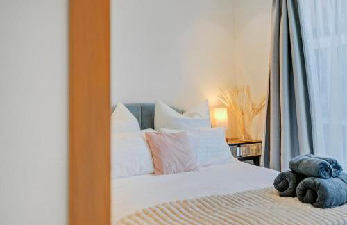 Cosy Manhattan Studio with Balcony - Foto 11