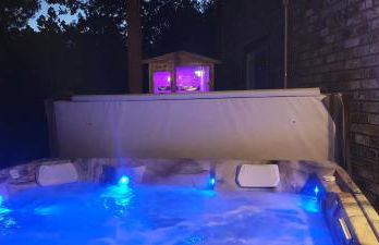 LI Airbnb - NWA mt bike, hike, and golf retreat - Foto 5