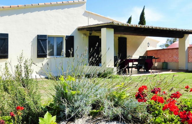 Single Storey Holiday Home With Swimming Pool - Foto 17