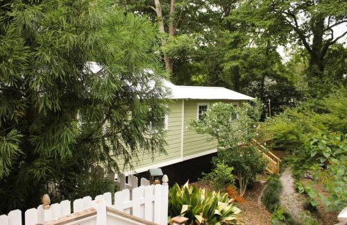 The Greenhouse Cozy Cottage- Walk to Downtown! - Foto 28