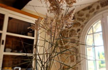 Charming converted Mill with Private Swimming Pool - Foto 26