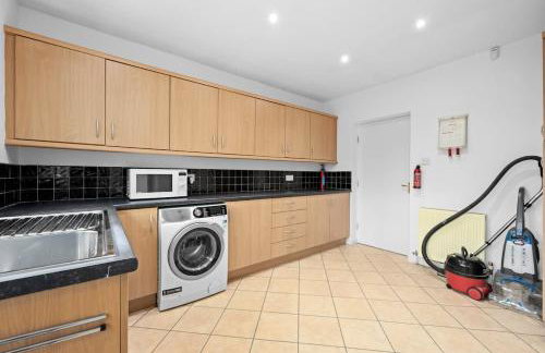 3 Bed Stunning Home in Hale - Foto 29